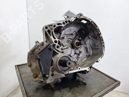 gearbox-renault-clio-ii-hatchback-van-sb012_-1998-33720136 main image