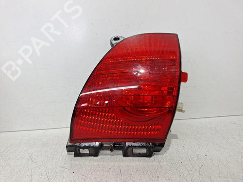 rear-fog-light-peugeot-2008-i-cu_-2013-36138548 main image