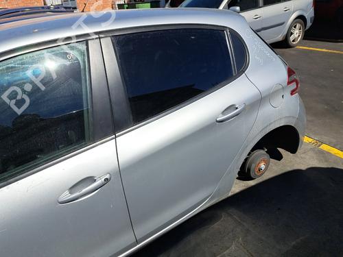 left-rear-door-peugeot-208-i-ca_-cc_-2012-2013-2014-2015-2016-2017-2018-2019-2020-2021-36356527 main image