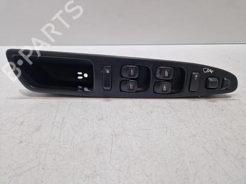 Używane Przełącznik szyby przedniej lewej Przełącznik szyby przedniej lewej VOLVO V40 Estate (645) 1.6 (109 hp) 36540554 36540554