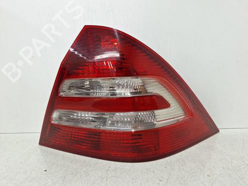 right-taillight-mercedes-benz-c-class-w203-2000-2001-2002-2003-2004-2005-2006-2007-36702267 main image