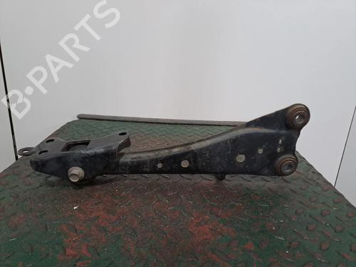 Venstre bagtil bærearm Venstre bagtil bærearm TOYOTA RAV 4 IV (_A4_) 2.0 D (ALA40_, ALA40R) (124 hp) 36778867 36778867
