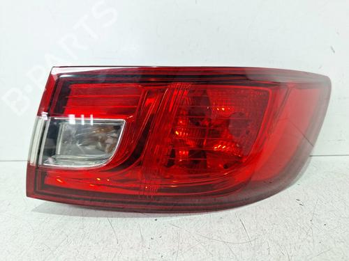 right-taillight-renault-clio-iv-hatchback-van-bh_-2014-2015-2016-2017-2018-2019-2020-2021-36867910 main image