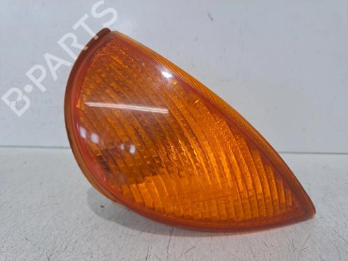 Used Right front indicator Right front indicator 37078993 37078993