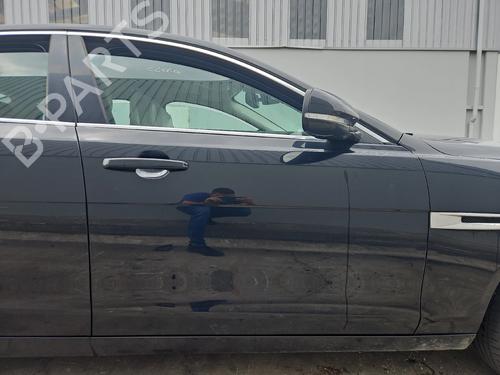 Used Right front door Right front door 37236082 37236082