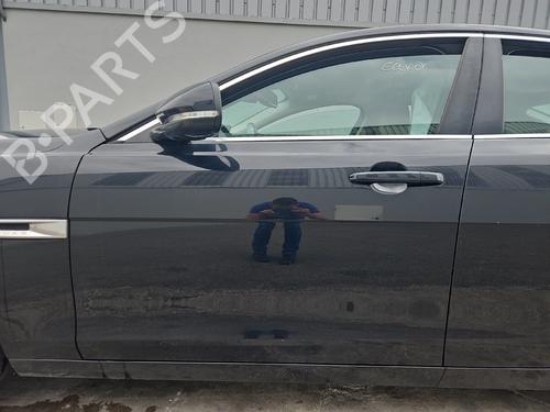 Used Left front door Left front door 37236083 37236083