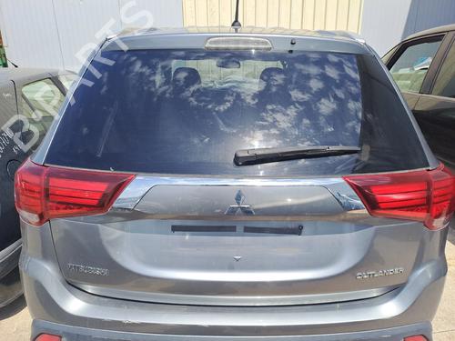 Bagklap CC/Kombi-Coupé Bagklap CC/Kombi-Coupé 37798983 37798983