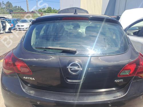tailgate-opel-astra-j-p10-2009-2010-2011-2012-2013-2014-2015-2016-38017274 main image