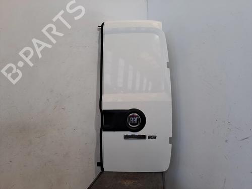 right-tailgate-fiat-doblo-cargo-263_-2010-37802417 main image