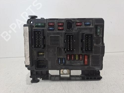 Used Fuse box Fuse box 36849030 36849030
