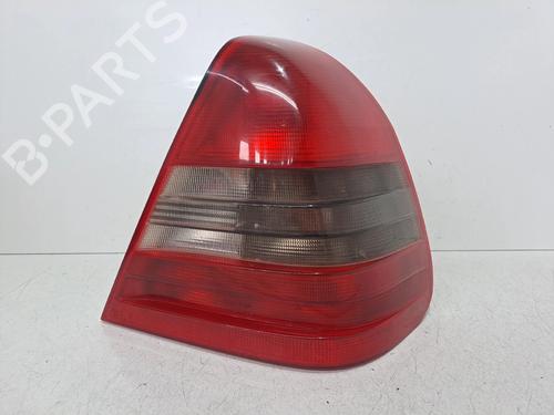 Used Right taillight Right taillight 39530608 39530608