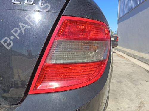 Used Right taillight Right taillight MERCEDES-BENZ C-CLASS T-Model (S204) C 220 CDI (204.208) (170 hp) 39952002 39952002