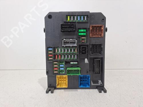 fuse-box-citroen-c4-picasso-ii-2013-40012159 main image