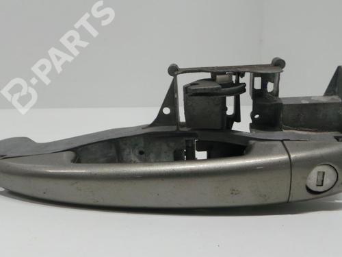 Front left exterior door handle PEUGEOT 308 SW I (4E_, 4H_) 1.6 HDi 9680168680
