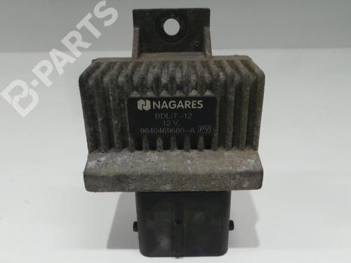 Used Electronic module RENAULT MEGANE II Estate (KM0/1_) 1.5 dCi (KM16, KM1E) (106 hp) 8693117