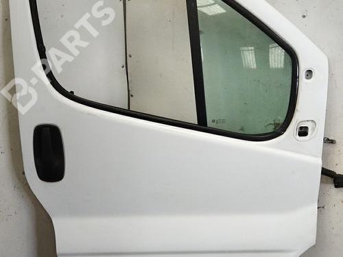 Used Right front door NISSAN PRIMASTAR Van (X83) [2002-2026]  9133918