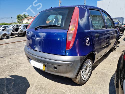 Brugte FIAT PUNTO (188_) 1.2 60 (188.030, .050, .130, .150, .230, .250) (60 hp) 3388066