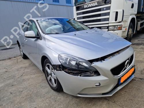 Engine VOLVO V40 Hatchback (525) D2 | BP30398137M1