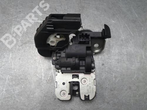 Tailgate lock AUDI A1 (8X1, 8XK) 1.6 TDI (105 hp) 8K9827505A