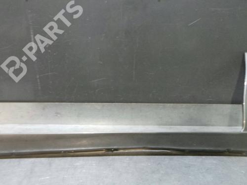 Right sideskirt HYUNDAI H-1 / STAREX Bus (A1) 2.5 TCi (99 hp) 87752-4A300;