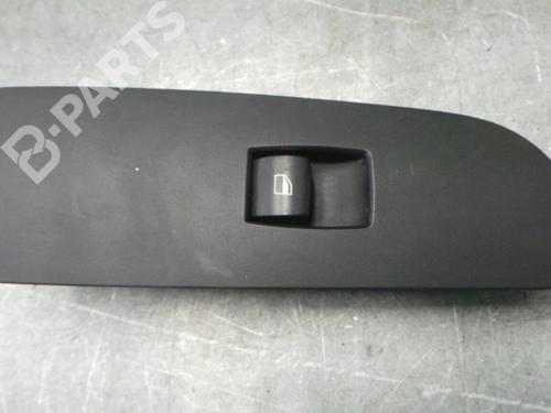 Right front window switch BMW 1 (E81) 116 d (116 hp) 6935534 ; 9162997A