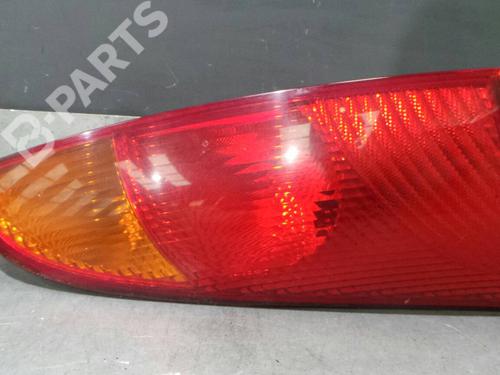 Right taillight FORD FOCUS I (DAW, DBW) 1.8 TDCi 1707010