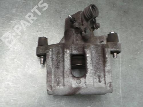 Brake master cylinder FORD FOCUS III 1.6 TDCi Trás Esquerda