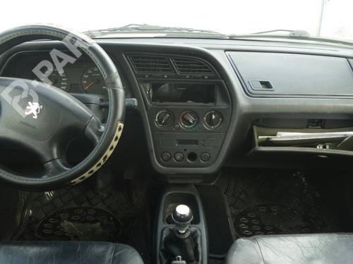 Right taillight PEUGEOT 306 Hatchback (7A, 7C, N3, N5) 1.4 | BP23082069C35