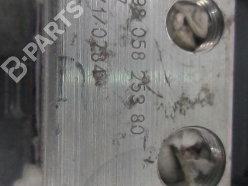 ABS pump PEUGEOT 308 II (LB_, LP_, LW_, LH_, L3_) 1.6 HDi | BP4831092M43 