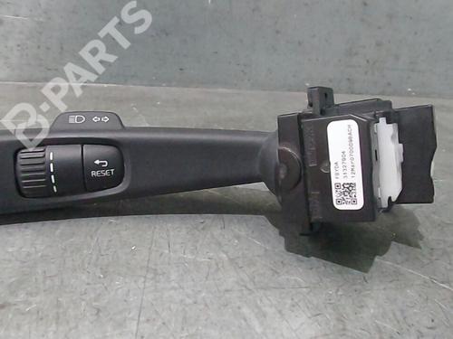 Switch VOLVO S60 II (134) D3 (136 hp) 31327904