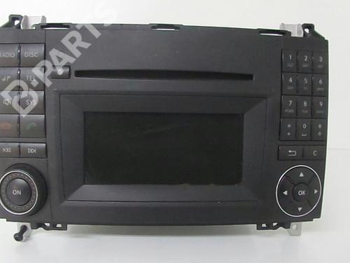 Used Radio MERCEDES-BENZ B-CLASS Sports Tourer (W245) B 180 CDI (245.207) (109 hp) 5750028