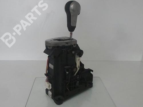 Gear lever NISSAN QASHQAI / QASHQAI +2 I (J10, NJ10, JJ10E) 2.0 dCi All-wheel Drive | BP5952596M90 