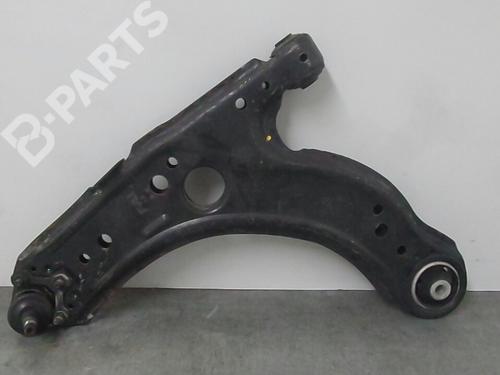 Venstre fortil bærearm SKODA OCTAVIA I (1U2) 1.6 (75 hp) 6076395