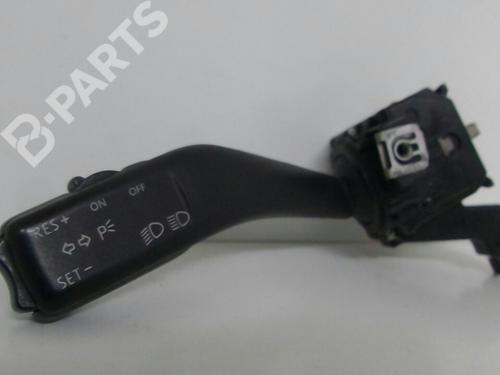 Used Steering column stalk SEAT LEON (1P1) 2.0 TDI 16V (140 hp) 6683033