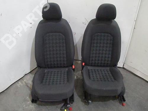 Bank set AUDI A3 Sportback (8VA, 8VF) 1.6 TDI (110 hp) CONJUNTO BANCOS E FORRAS PORTA 