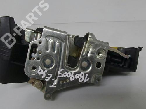 Rear left lock MERCEDES-BENZ E-CLASS (W210) E 290 Turbo-D (210.017) 2027300535