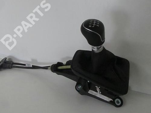 Used Gear lever FORD FOCUS III 1.5 TDCi (95 hp) 7021193