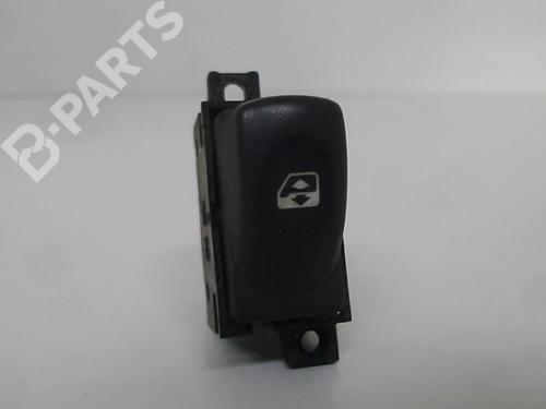 Pulsantiera anteriore sinistra RENAULT LAGUNA I (B56_, 556_) 1.9 dTi (B56J) (98 hp) 7700417488B