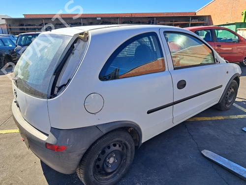 Zamek drzwi przednich prawych OPEL CORSA C (X01) 1.7 DI (F08, F68) | BP29747539C97 