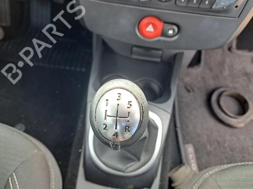 Headlight switch RENAULT CLIO III (BR0/1, CR0/1) 1.2 16V (BR02, BR0J, BR11, CR02, CR0J, CR11) | BP33706913I24  - Image 9