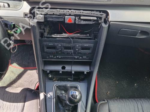 Interior roof light AUDI A4 B7 Avant (8ED) 2.0 TDI 16V | BP36113138I8 - Image 9