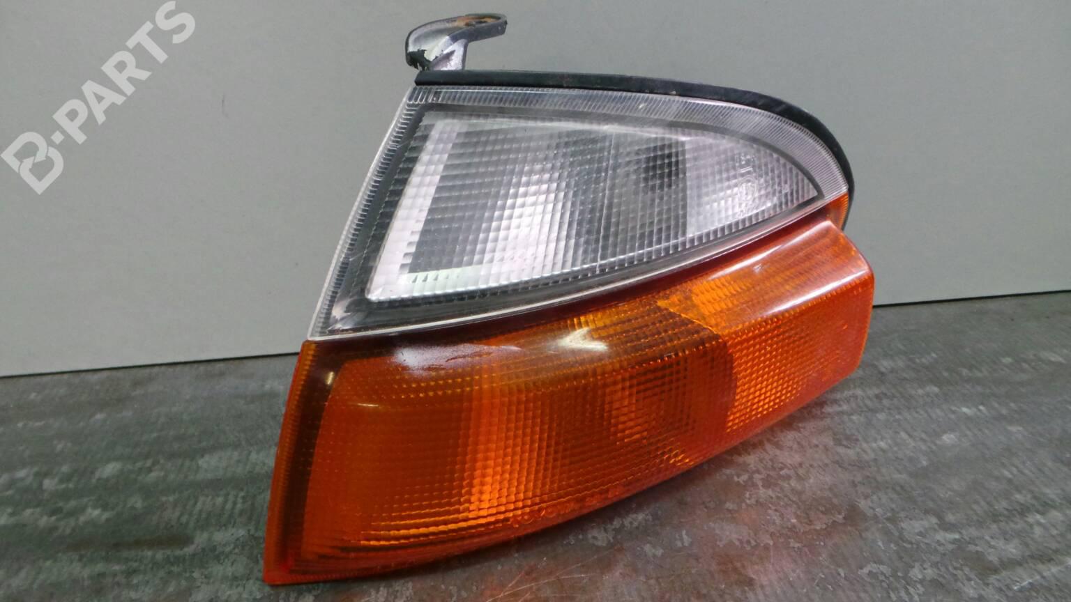 RENAULT MASTER 1998-2003 FRONT INDICATOR AMBER PASSENGER SIDE N//S