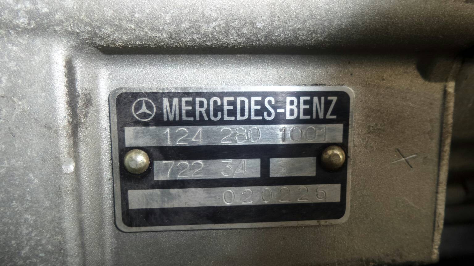 Automatic Gearbox MERCEDESBENZ SALOON (W124) 300 E 4matic (124.230) 1242801001 ; 1242711201
