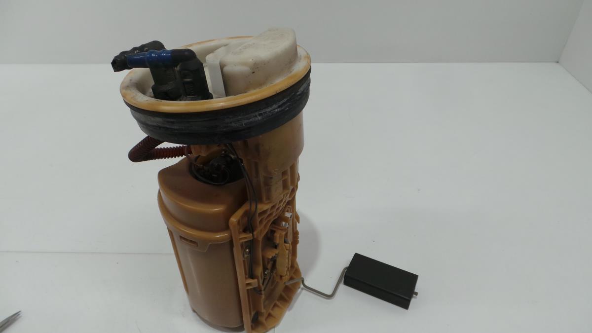 Fuel pump VW GOLF IV (1J1) 1.4 16V 7819397 BParts