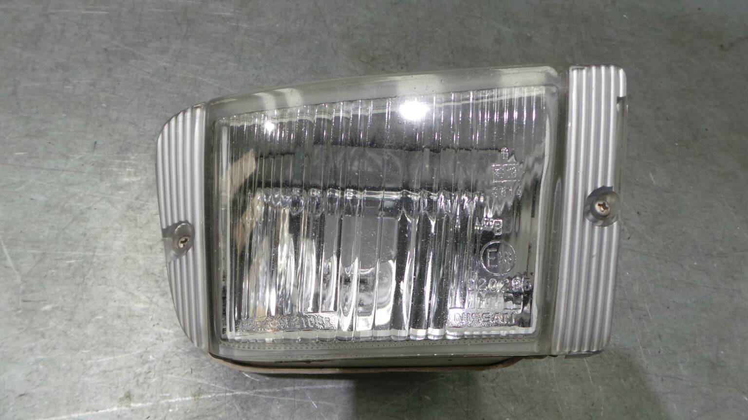 Phares à Gauche Pour Nissan Sunny n14 Bj 02//91-10//95 Front Phares