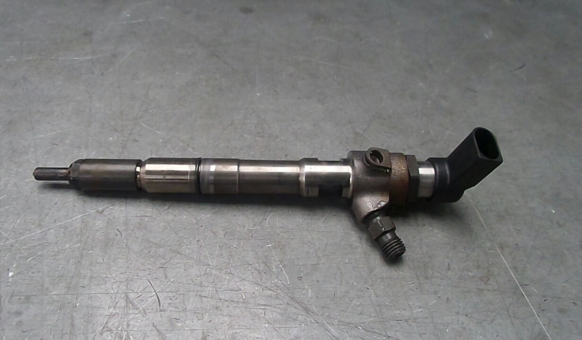 Injektor AUDI A3 Sportback (8PA) 4909737 BParts