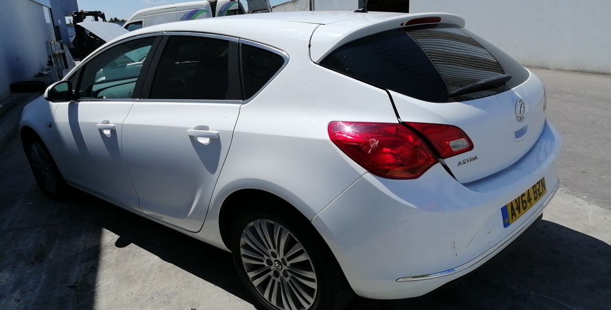 Opel astra p10