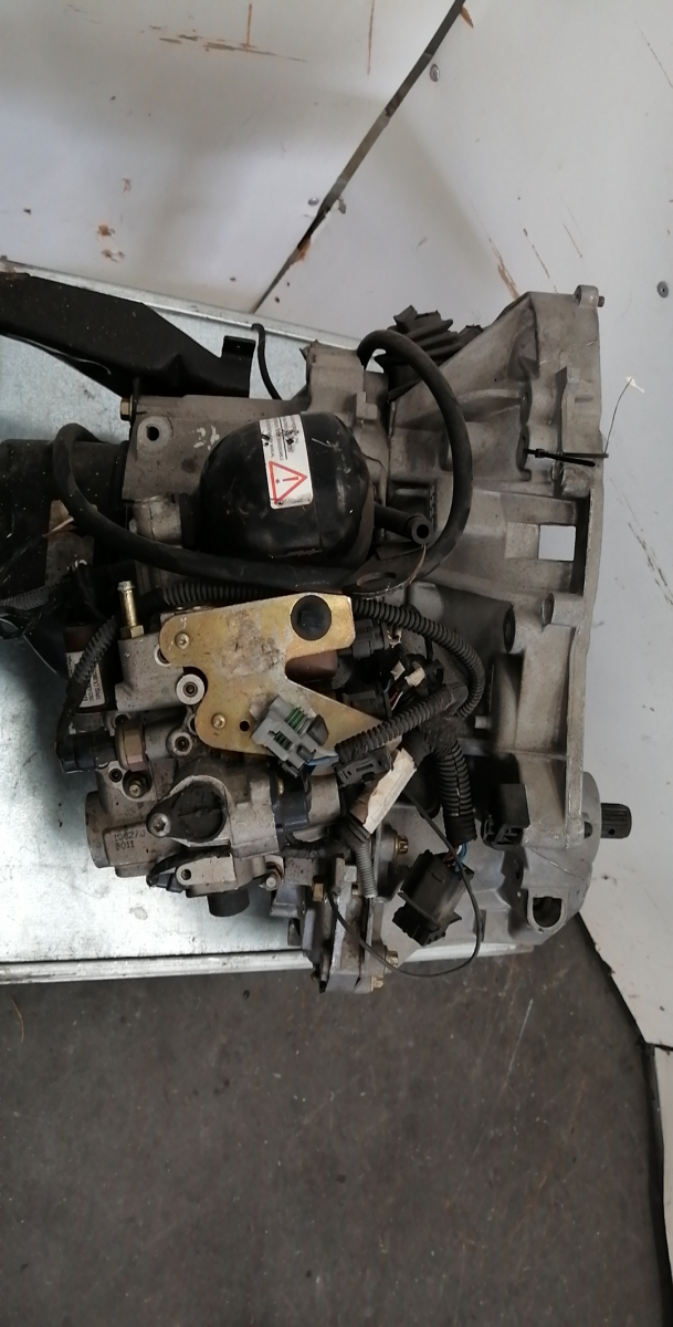 Automatikgetriebe RENAULT CLIO II (BB_, CB_) 1.2 16V (BB05, BB0W, BB11