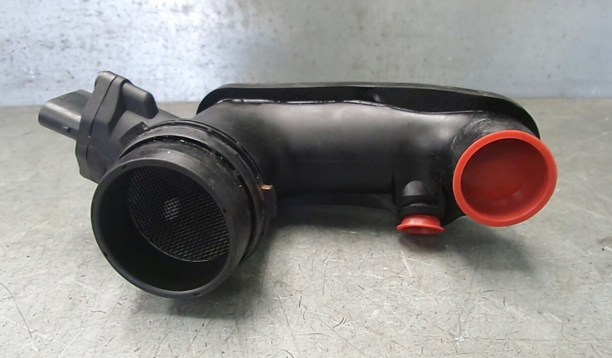 Mass air flow sensor MERCEDESBENZ ACLASS (W168) A 170 CDI (168.008) 5219981 BParts