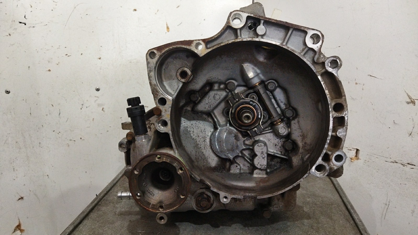 Manual gearbox SEAT II (6K1) 1.4 i 8808123 BParts